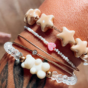 #product_description_first_paragraph# - Bracelet Caroline Plaqué Or Étoile Céramique Beige - Coraline bijoux