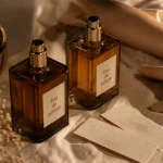 Eau de parfum ou eau de toilette : flacons ambrés, concentration et sillage