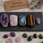 Pierres naturelles : échantillons de pierres minérales (améthyste, quartz rose, labradorite, œil de tigre, agate)